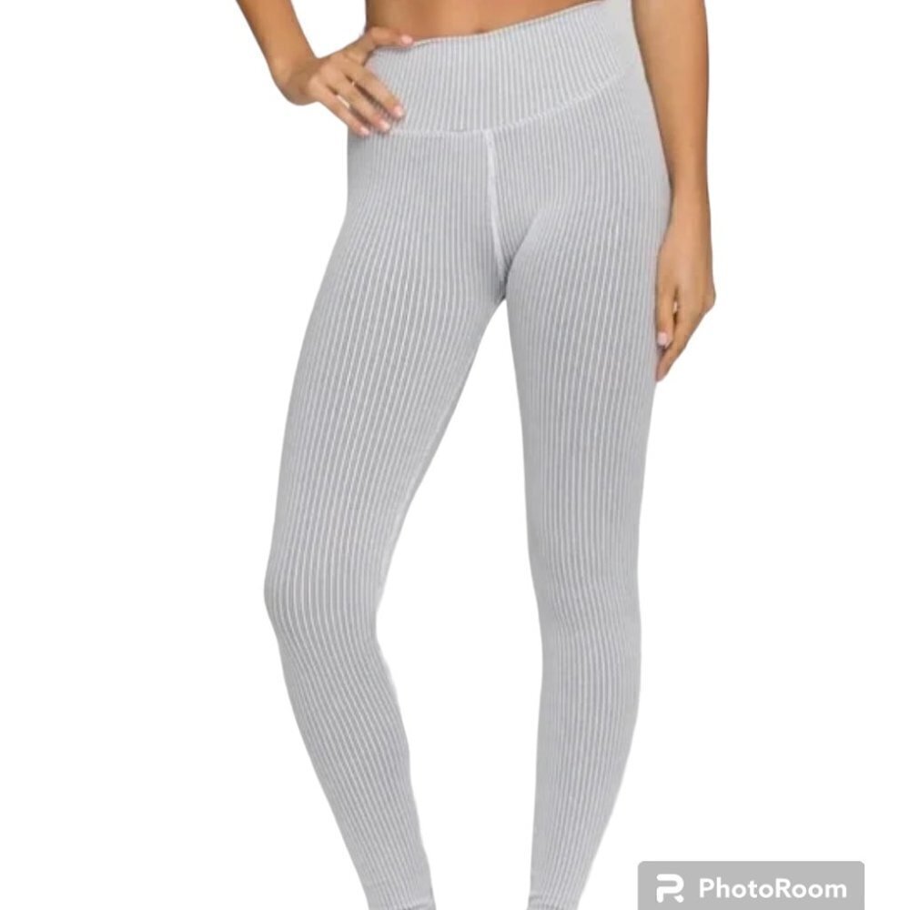 NEW Good American Women's White Seamless Ribbed Legging size 4/5 style GP0255